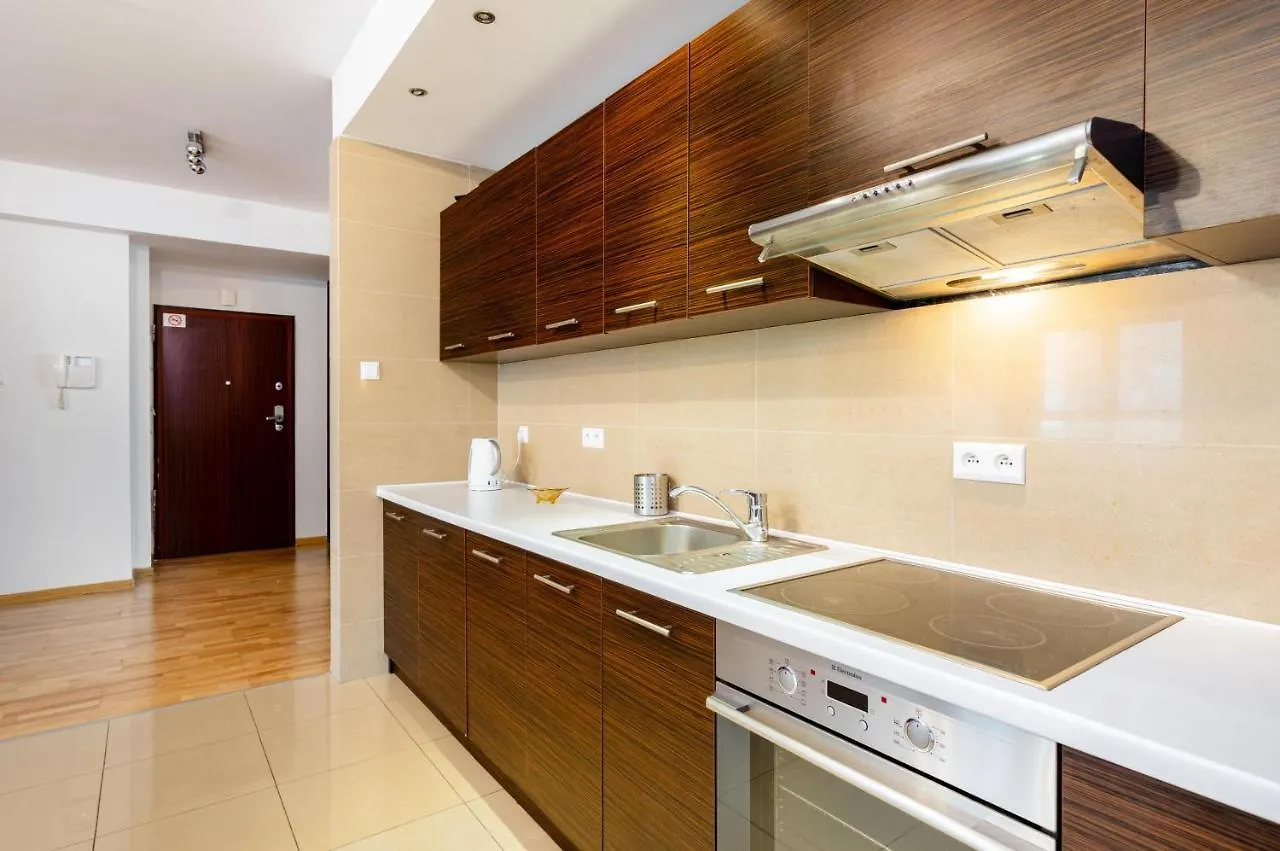 Platinum Towers Hotel Apartments Warsaw 0*,