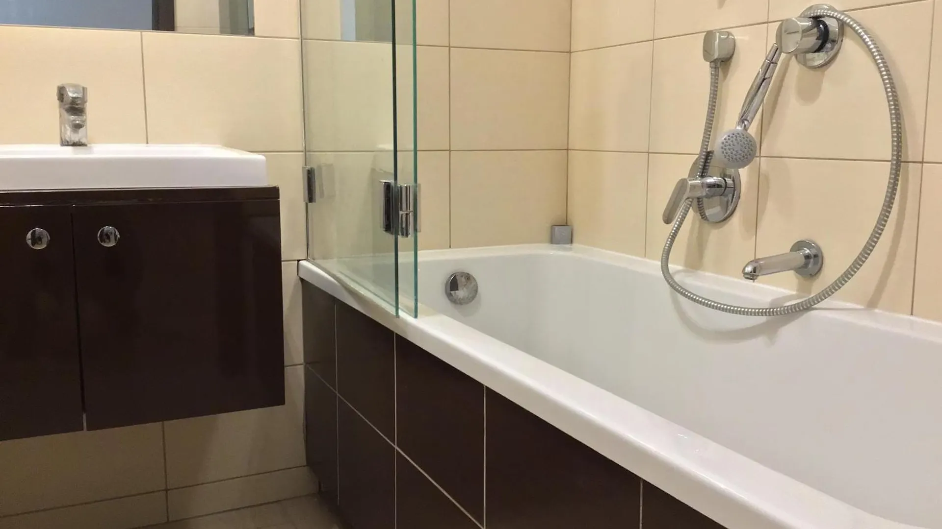 Platinum Towers Hotel Apartments Warsaw Poland