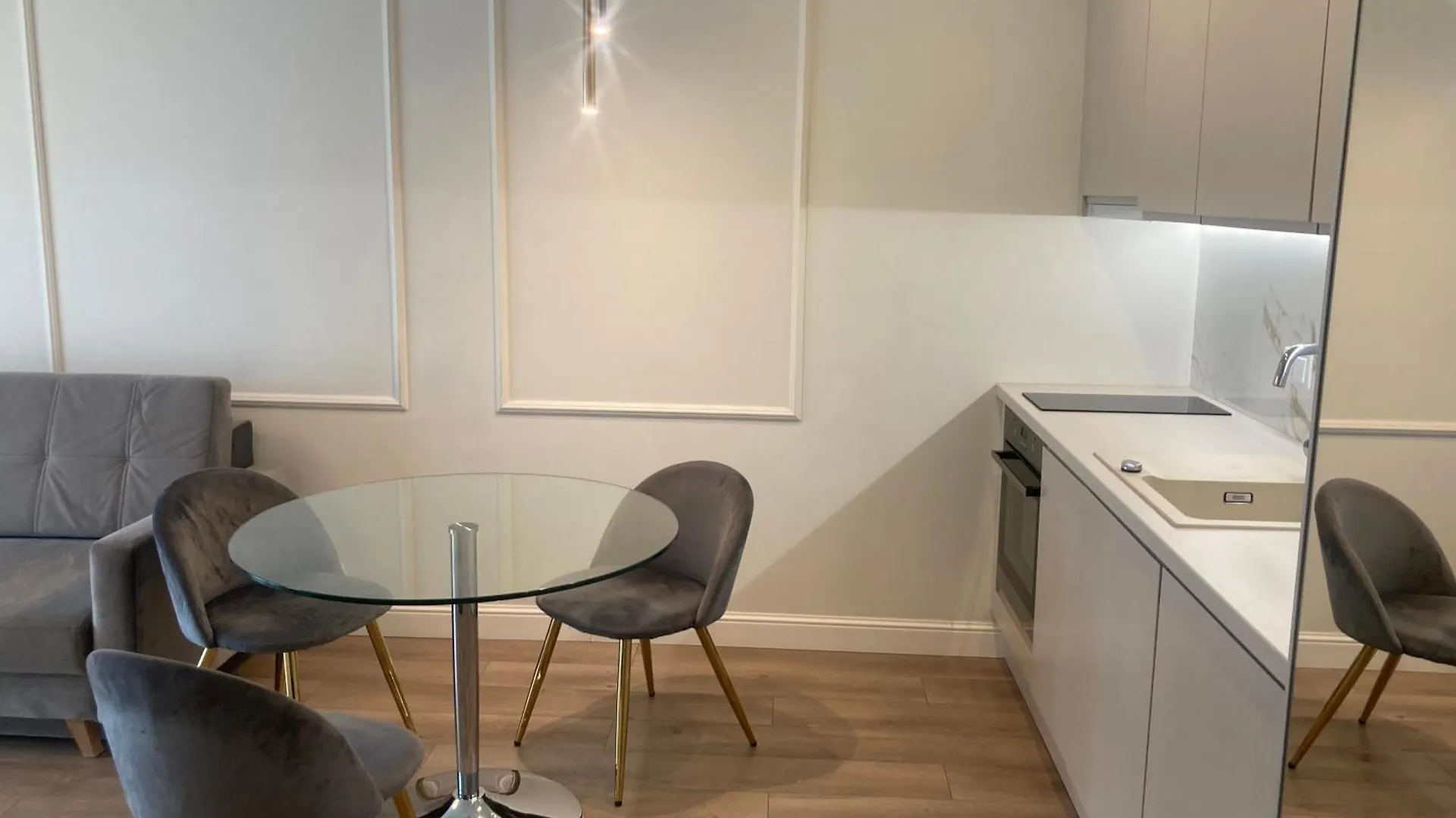 Platinum Towers Hotel Apartments Warsaw