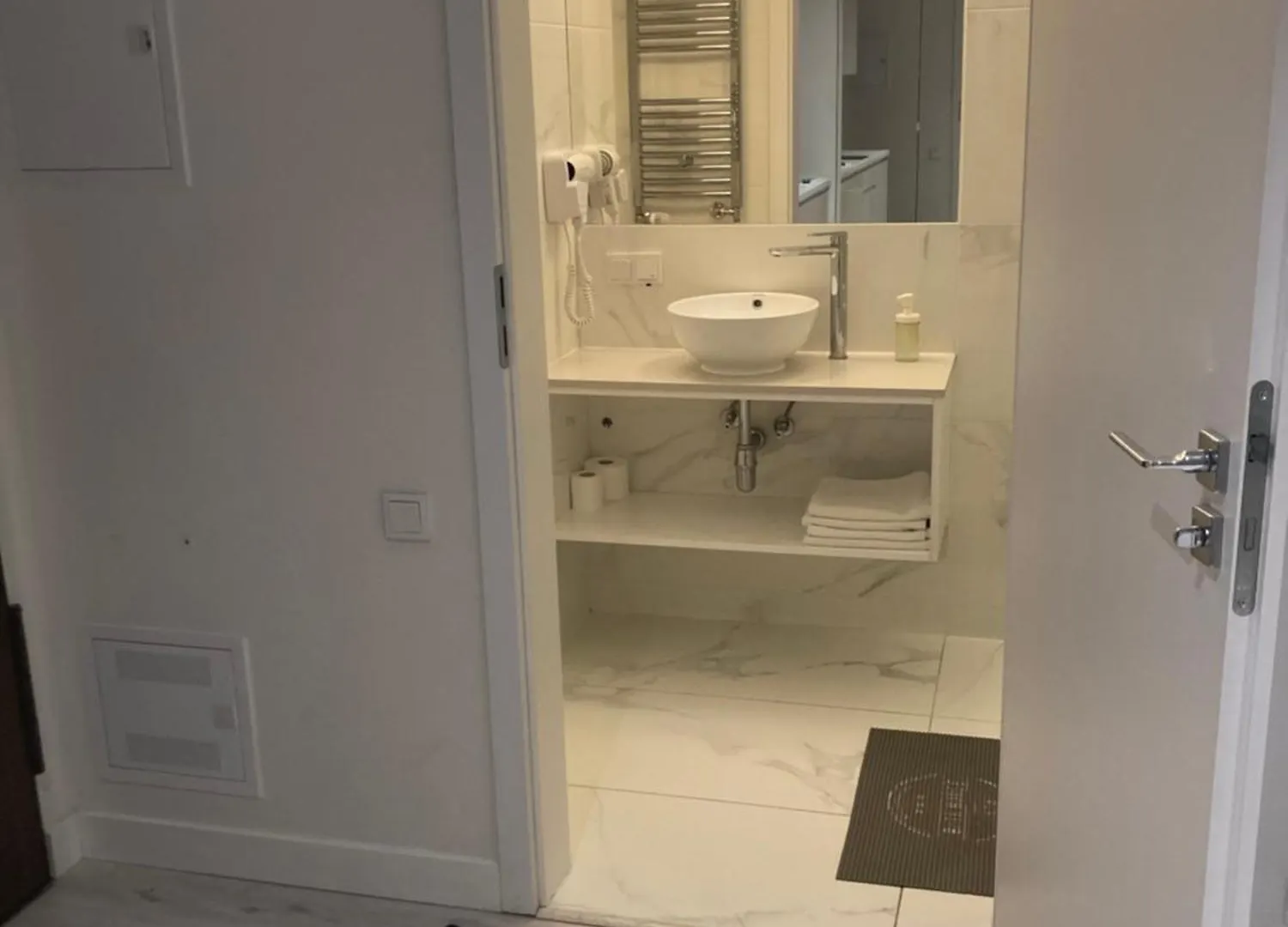 Platinum Towers Hotel Apartments Warsaw 0*,  Poland