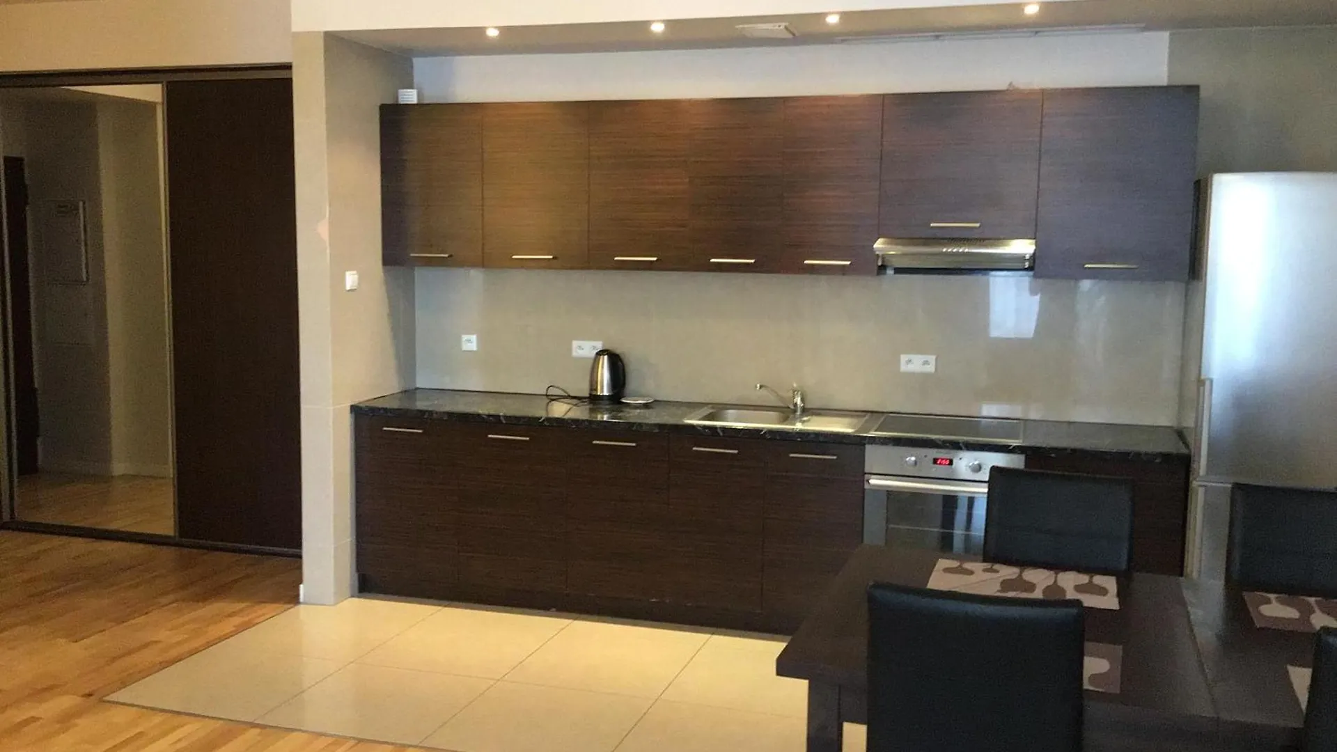 Platinum Towers Hotel Apartments Warsaw